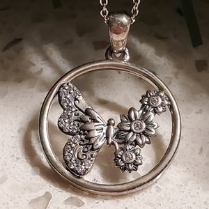 D13 NEW Sterling Silver Sunflower Necklace